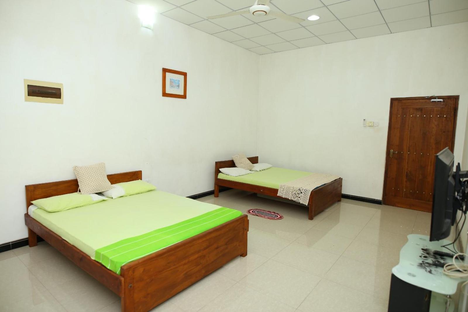 Sujee'S Guest House With Two Bed Rooms Anuradhapura Kültér fotó