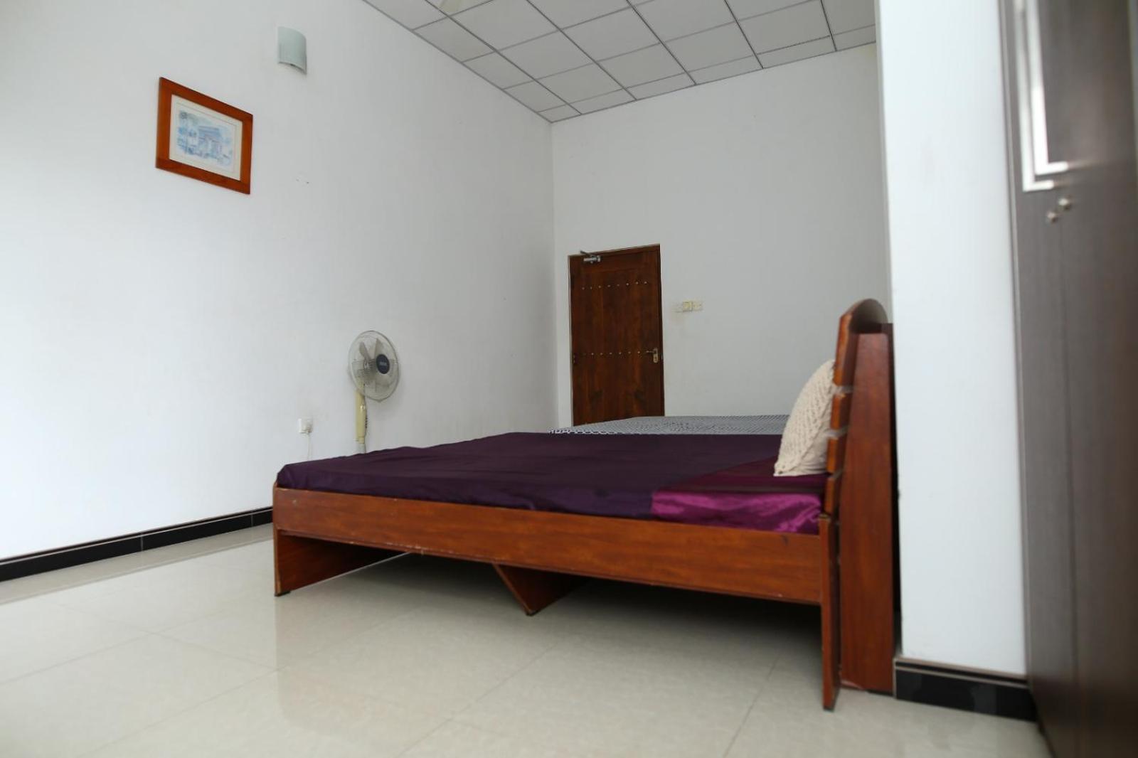 Sujee'S Guest House With Two Bed Rooms Anuradhapura Kültér fotó